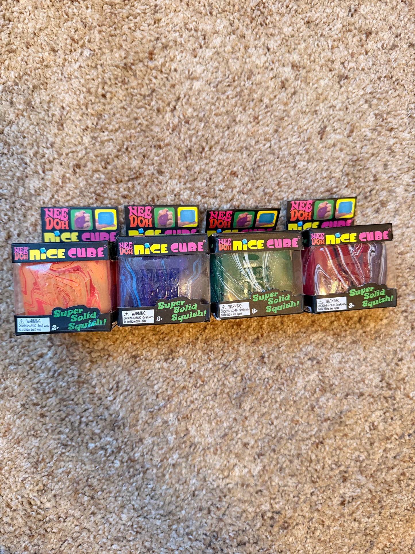 Tye dye cube